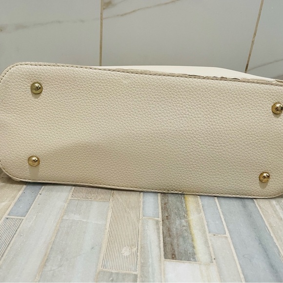 Elegant Cream Concorde Handbag pebbled  faux leather purse - Picture 10 of 16